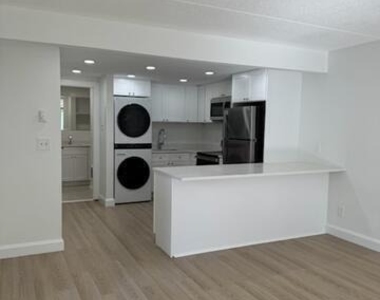 38b Putnam Green - Photo Thumbnail 3