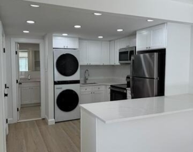 38b Putnam Green - Photo Thumbnail 1