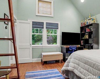 46 Valleywood Road - Photo Thumbnail 24