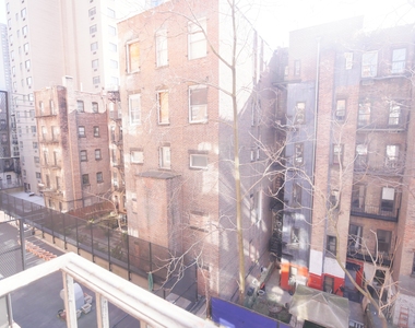 434 East 84th Street - Photo Thumbnail 11