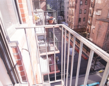 434 East 84th Street - Photo Thumbnail 10