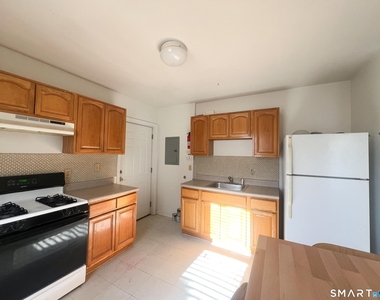 99 William Street - Photo Thumbnail 10