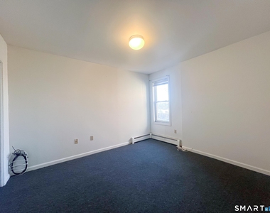 99 William Street - Photo Thumbnail 8