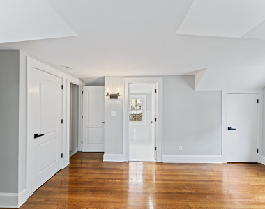 80 Third Street - Photo Thumbnail 34