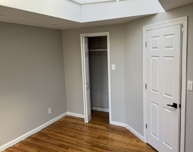 354 East 19th Street - Photo Thumbnail 10