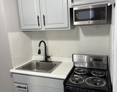 354 East 19th Street - Photo Thumbnail 12