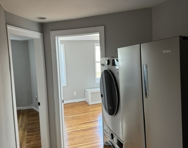 354 East 19th Street - Photo Thumbnail 2