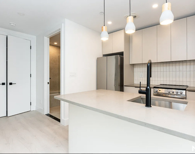 344 Lorimer Street - Photo Thumbnail 15