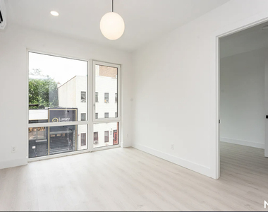 344 Lorimer Street - Photo Thumbnail 13