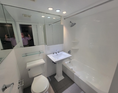 334 East 100th Street - Photo Thumbnail 7