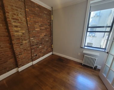334 East 100th Street - Photo Thumbnail 8