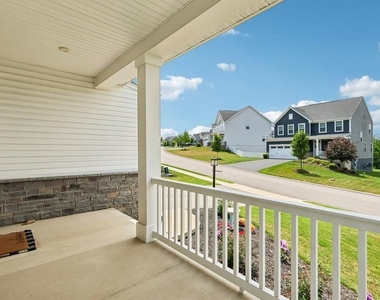 109 Marquis Drive - Photo Thumbnail 2
