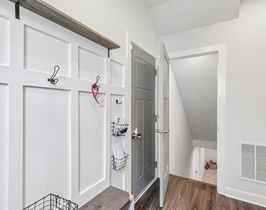 109 Marquis Drive - Photo Thumbnail 34