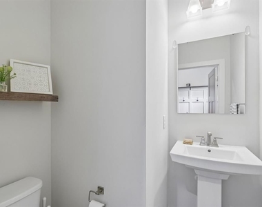109 Marquis Drive - Photo Thumbnail 15