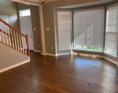 2379 Wheatland Cir - Photo Thumbnail 13