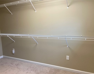 2379 Wheatland Cir - Photo Thumbnail 19