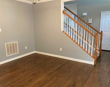 2379 Wheatland Cir - Photo Thumbnail 14
