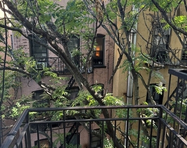 416 East 13th Street - Photo Thumbnail 11