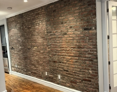 202 East 13th Street - Photo Thumbnail 8