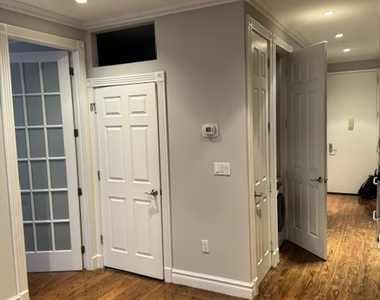 202 East 13th Street - Photo Thumbnail 5