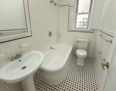 west 13th street - Photo Thumbnail 3