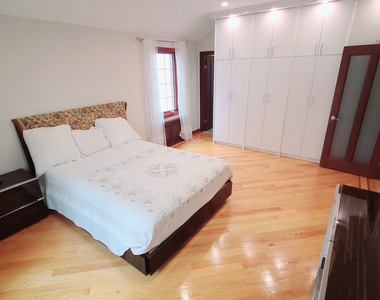64-47 Dieterle Crescent - Photo Thumbnail 9