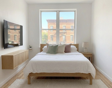 401 East 13th Street - Photo Thumbnail 3