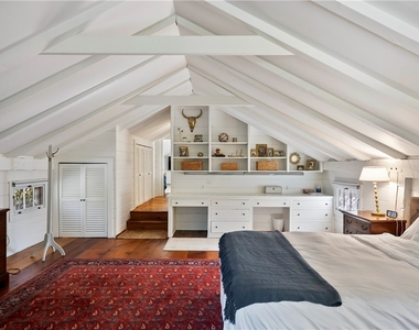 31 State Street - Photo Thumbnail 19