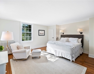 31 State Street - Photo Thumbnail 14