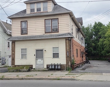 1037 Walden Avenue - Photo Thumbnail 15