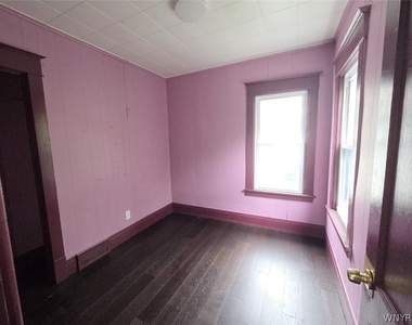 1037 Walden Avenue - Photo Thumbnail 2