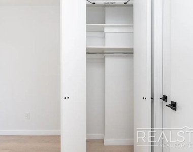 37-25 32nd Street - Photo Thumbnail 11