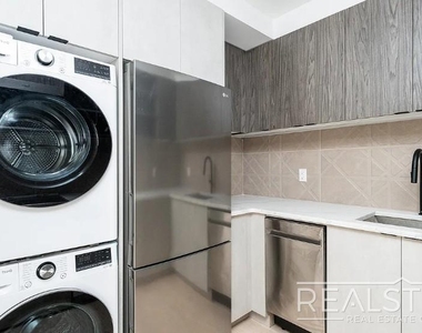 37-25 32nd Street - Photo Thumbnail 1