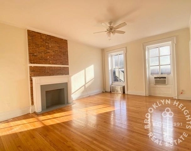 143 Montague Street - Photo Thumbnail 2