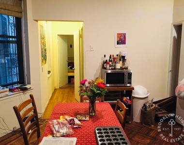 211 Clinton St. - Photo Thumbnail 5