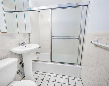 1661 York Avenue - Photo Thumbnail 3