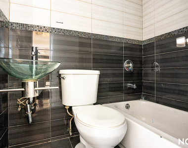 438 Wilson Ave 11221 - Photo Thumbnail 10
