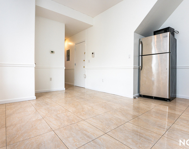 438 Wilson Ave 11221 - Photo Thumbnail 1
