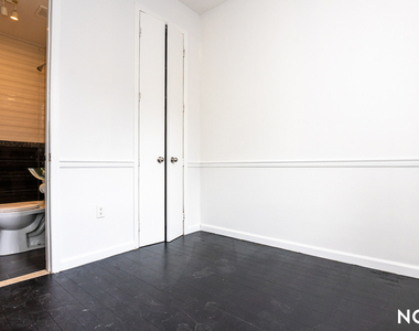 438 Wilson Ave 11221 - Photo Thumbnail 4
