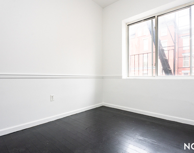 438 Wilson Ave 11221 - Photo Thumbnail 11