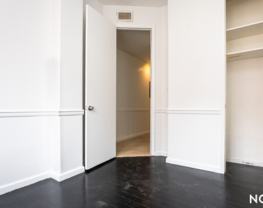 438 Wilson Ave 11221 - Photo Thumbnail 13