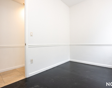 438 Wilson Ave 11221 - Photo Thumbnail 8