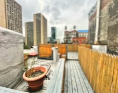 West Broadway/Houston - Photo Thumbnail 12