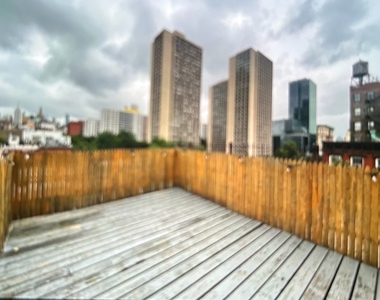 West Broadway/Houston - Photo Thumbnail 13