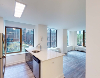 10 Hanover Square - Photo Thumbnail 4