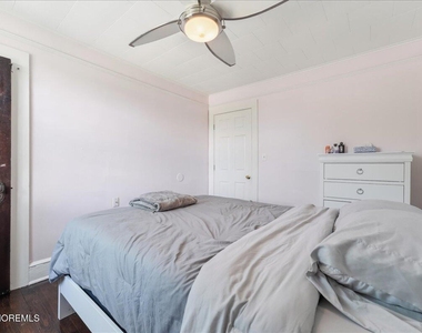 496 W Park Avenue - Photo Thumbnail 12
