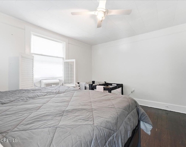 496 W Park Avenue - Photo Thumbnail 17
