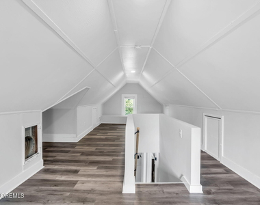 209 Atkins Avenue - Photo Thumbnail 21