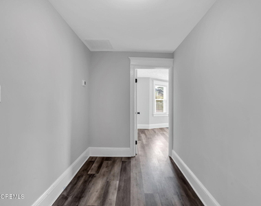 209 Atkins Avenue - Photo Thumbnail 9