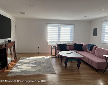 39 Cedar Avenue - Photo Thumbnail 2